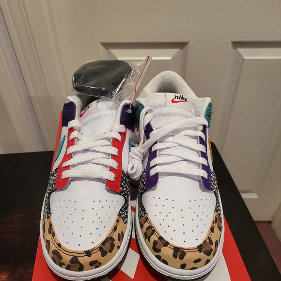 Nike Dunk Low SE Safari Mix (W) - Picture 3 of 8